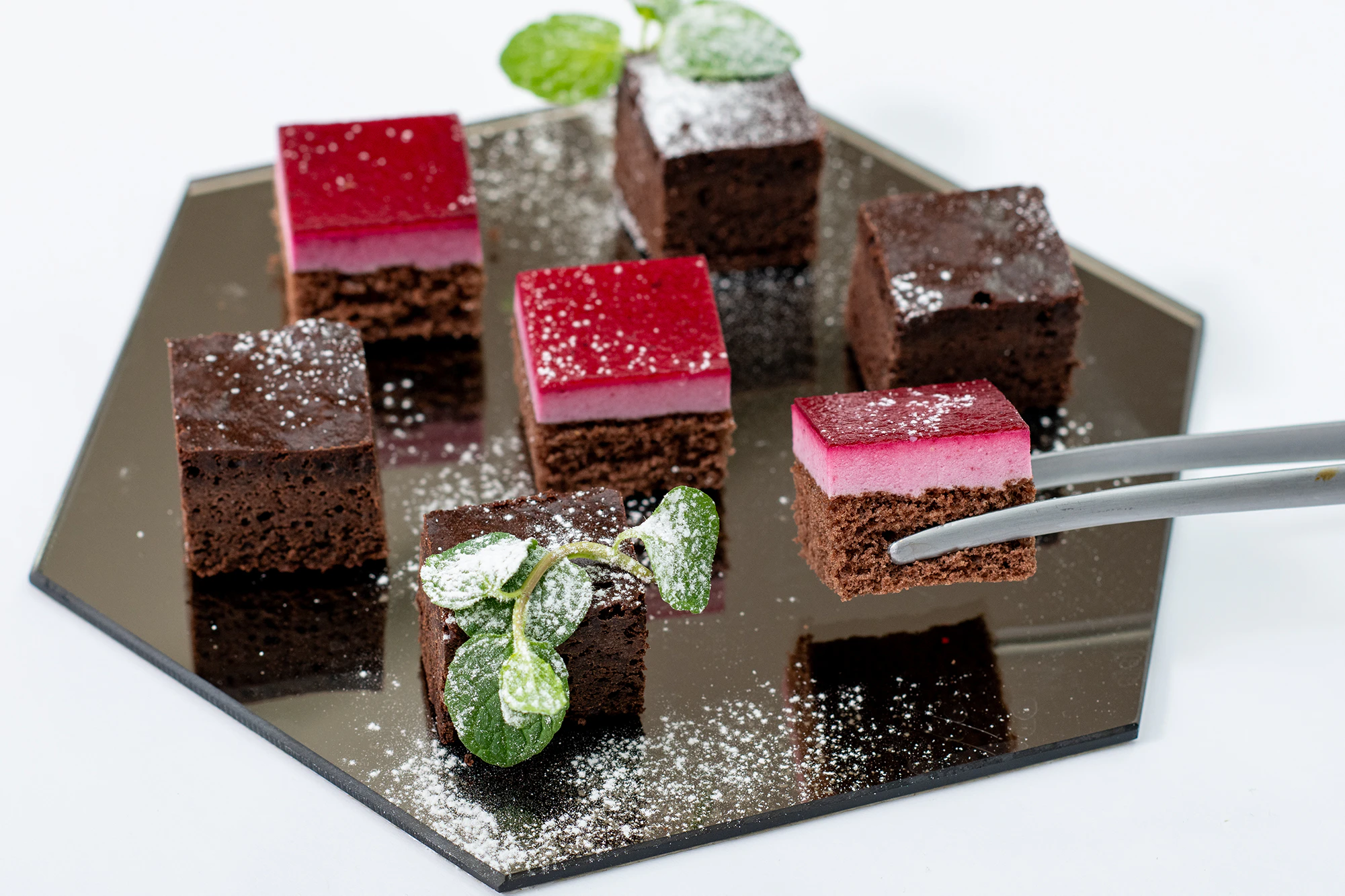 ミニデザート（ガトーショコラ・カシスショコラ）(12個)